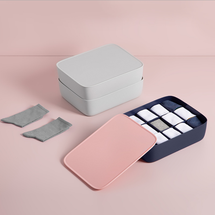 Underwear storage box