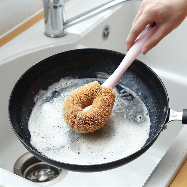 Brown hair pot brush
